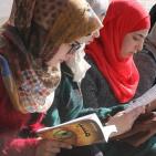 أطول سلسلة قراءة من أسوار القدس لأسوار جامعة الخليل