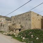 بورين.. قرية ينغص الاستيطان عيش سكانها