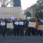 رام الله: إعتصام أمام مدرسة الفرندز احتجاجًا على سياسة الإدارة