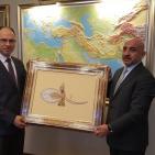 ألسفير فائد مصطفى يجتمع بمدير عام ألطابو ألعثماني