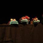 الفتيات الخليليات والدمى الناطقة