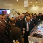 رئيس الوزراء يفتتح معرض “غذاؤنا 2016” في البيرة