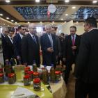 رئيس الوزراء يفتتح معرض “غذاؤنا 2016” في البيرة