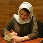 الروائية الكويتية بثينة العيسى في ضيافة متحف محمود درويش