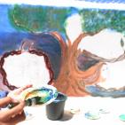 رسم جدارية الحرية في مدرسة بنات الازور في البيرة