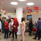 افتتاح فرع جديد للوطنية موبايل بالقرب من دوار الساعة في رام الله