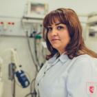 رولا البندك...ممرضة تغذي الأطفال الخدّج في بيت لحم