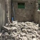 مقدسي يهدم أجزاء من منزله بضغط من بلدية الاحتلال