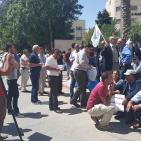 صور: نقابات العمال تحتج امام المحكمة برام الله رفضا لقرار تجميد اموالها