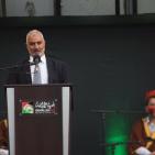 إنارة فانوس رمضان وسط رام الله