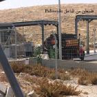 الاحتلال يغلق حاجز 