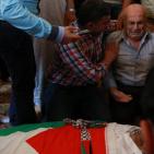 بالصور: الآلاف يشيعون جثمان الشهيد تيسير حبش في نابلس