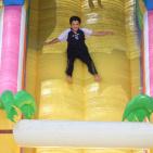 165 ألف طفل لاجئ يشاركون في أسابيع المرح الصيفية بغزة