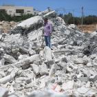 الاحتلال يهدم 10 منازل في قرية قلنديا شمال القدس