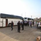 مغادرة حجاج الضفة الى الديار الحجازية عبر معبر الكرامة