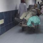 اصابة موظف في بلدية نابلس بكسور بعد الاعتداء عليه