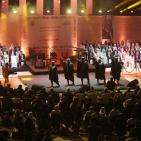 عرس جماعي لمئة عريس وعروس في رام الله