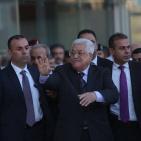 الرئيس محمود عباس يغادر المستشفى الاستشاري العربي في رام الله بعد عملية 