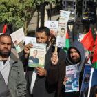 الخليل تطالب بجثامين شهدائها