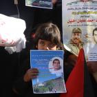 الخليل تطالب بجثامين شهدائها