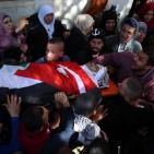 الاف يشيعون جثمان الشهيد احمد ابو عبيد في جنين