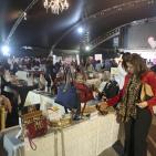 منتدى سيدات الأعمال يفتتح معرض 