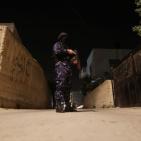 الشرطة تضبط كميات كبيرة من المخدرات والقطع الأثرية في بلدة حزما 