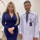 الرجل الدمية يكشف عن خضوعه لجراحة خطيرة استغرقت 6 ساعات
