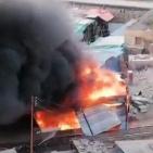 فيديو وصور.. حريق هائل بجوار محطة قطارات الزقازيق في مصر