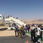 شاهد.. الأردن يستقبل طائرة تحمل 180 سائحا بدعم من هيئة تنشيط السياحة