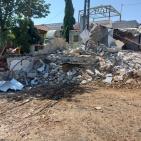 شاهد: الاحتلال يهدم 8 منشآت تجارية في بلدة حزما بالقدس 
