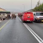 صور: مصرع مواطن وإصابة 10 آخرين في حادث سير جنوب طولكرم