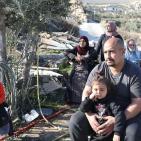 صور.. الاحتلال يجبر عائلتين على هدم منزلهما ذاتيا في القدس