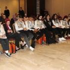إطلاق جلسة حوارية بين معلمين مشاركين في مسابقات مميزة وطلبة البرلمان الطلابي
