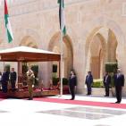 بالصور: تفاصيل اجتماع الرئيس عباس مع العاهل الأردني 