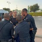 شرطة الاحتلال تقمع وقفة مساندة للأسير عواودة أمام المشفى الذي يقبع فيه