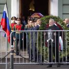 الروس يودعون ميخائيل غورباتشيف وسط غياب بوتين (صور)