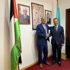 السفير أبوزيد يستقبل نظيره الجزائري في كازاخستان