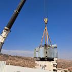شركة كهرباء القدس تنجح في تكبير محول 