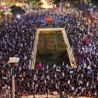 آلاف الإسرائيليين يتظاهرون ضد حكومة نتنياهو (فيديو وصور)