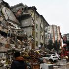 مُحدث: أكثر من 3700 قتيل وآلاف المصابين بزلزالين ضربا تركيا وسورية