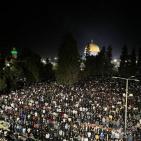 شاهد: 280 ألف مصلٍ يحيون ليلة القدر في المسجد الأقصى