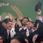 بالصور: جامعة بيرزيت تخرّج طلبة كلية الأعمال والاقتصاد