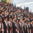 بالصور: جامعة بيرزيت تخرّج طلبة كلية الأعمال والاقتصاد
