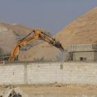 الاحتلال يهدم 4 منازل ويخطر بهدم 4 أخرى غرب أريحا