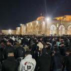 90 ألفا يؤدون صلاتي العشاء والتراويح في المسجد الأقصى