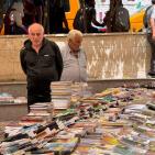 خاص| إقبال واسع على معرض الكتاب الشعبي في مركز البيرة الثقافي
