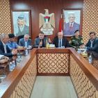 صور| وزير الداخلية يتفقد محافظة نابلس
