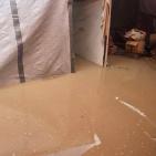 أمطار أول منخفض جوي تُغرق مئات خيام النازحين في قطاع غزة وتفاقم المعاناة الإنسانية (صور وفيديو)