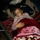 أمطار أول منخفض جوي تُغرق مئات خيام النازحين في قطاع غزة وتفاقم المعاناة الإنسانية (صور وفيديو)